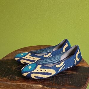 Rothy's Blue and Tan Patterned Flats